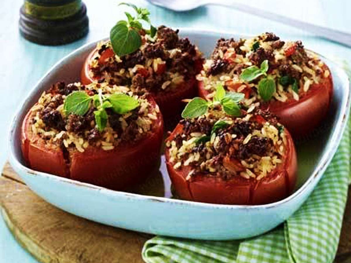 Gefüllte Ofen-Tomaten mit Hack Gefüllte Ofen-Tometen mit Hack
