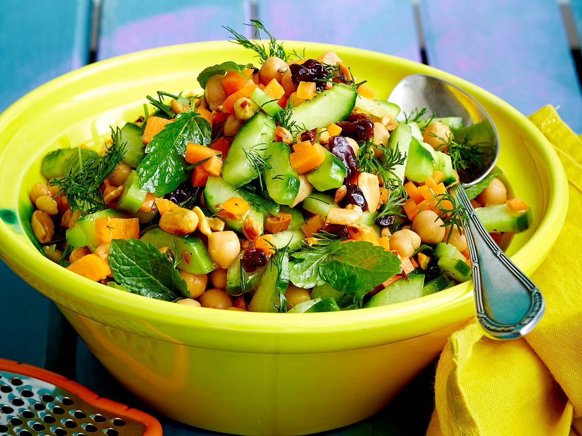 Möhren-Gurken-Salat Möhren-Gurken-Salat