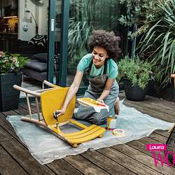 Laura Wohnen kreativ - Foto: blackCAT/iStock